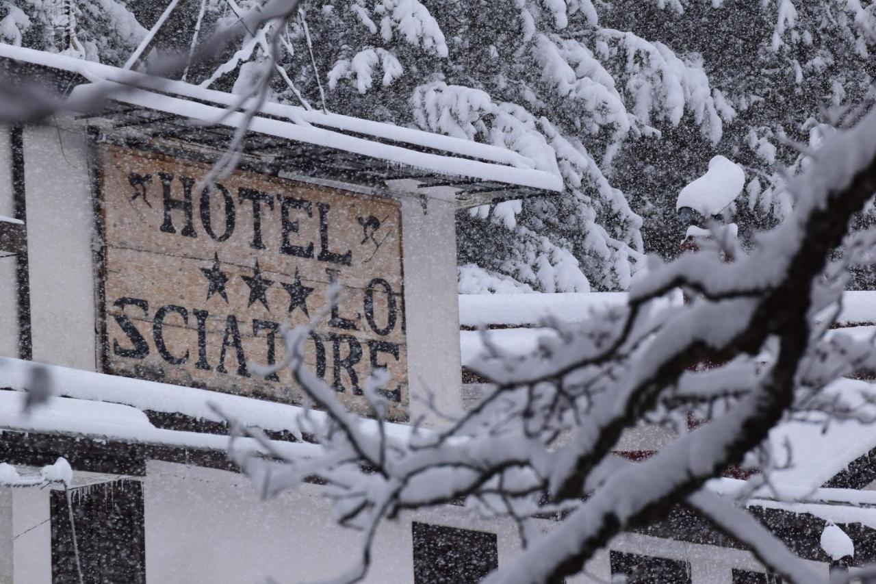 Hotel Lo Sciatore Cotronei Luaran gambar