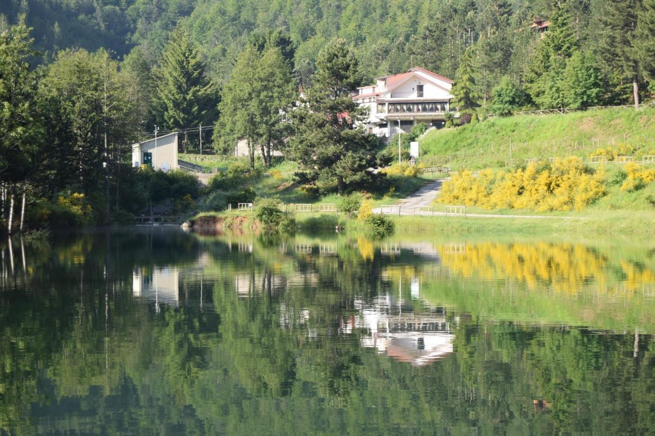 Hotel Lo Sciatore Cotronei Luaran gambar