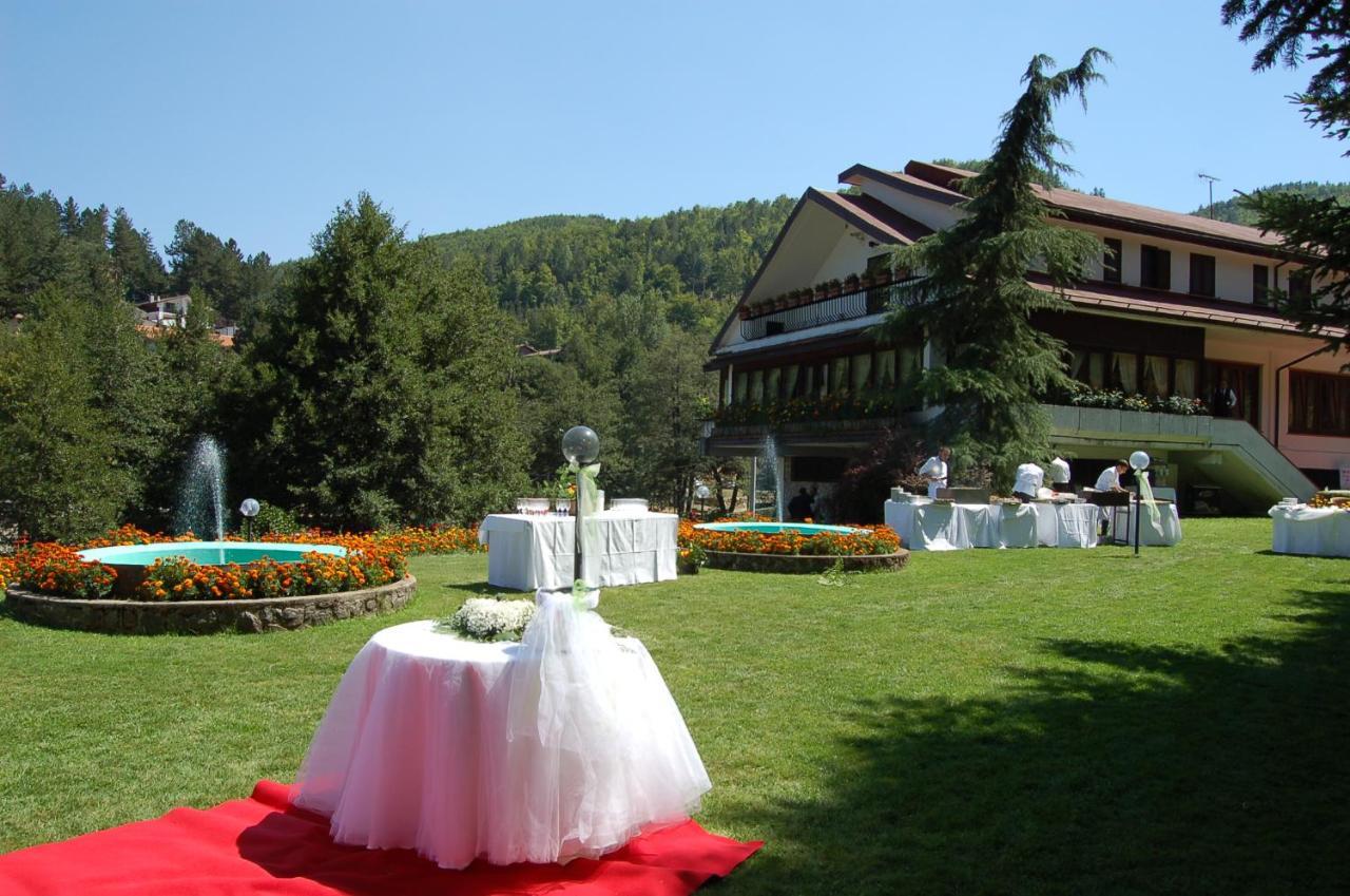 Hotel Lo Sciatore Cotronei Luaran gambar