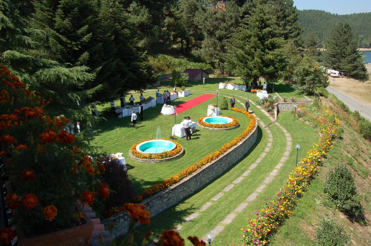 Hotel Lo Sciatore Cotronei Luaran gambar