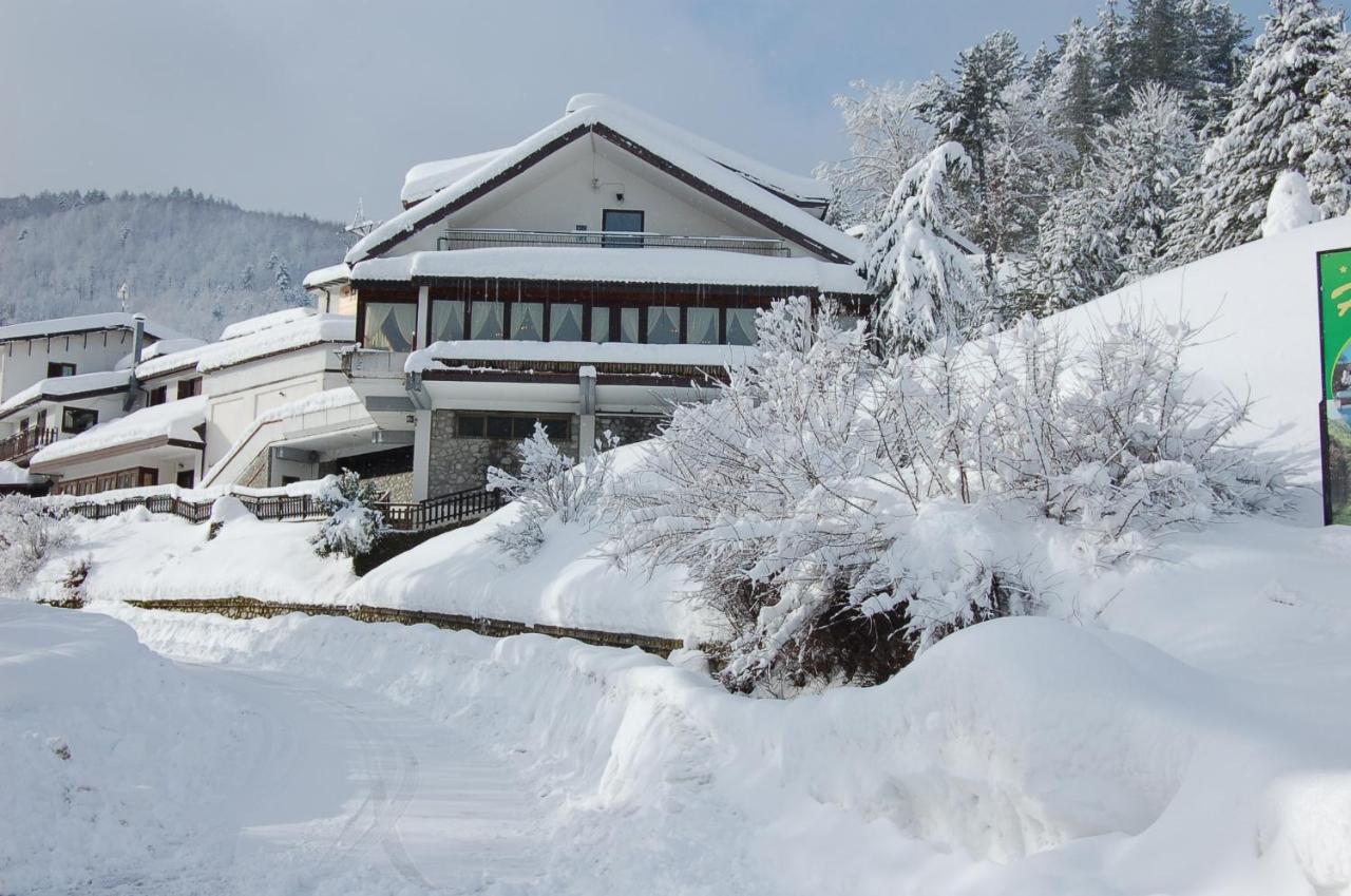 Hotel Lo Sciatore Cotronei Luaran gambar