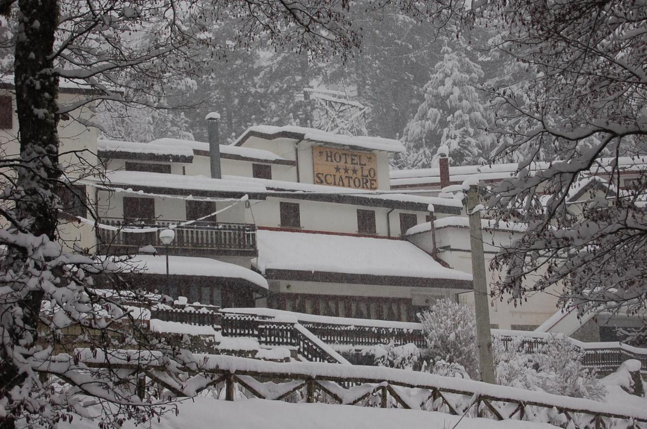 Hotel Lo Sciatore Cotronei Luaran gambar